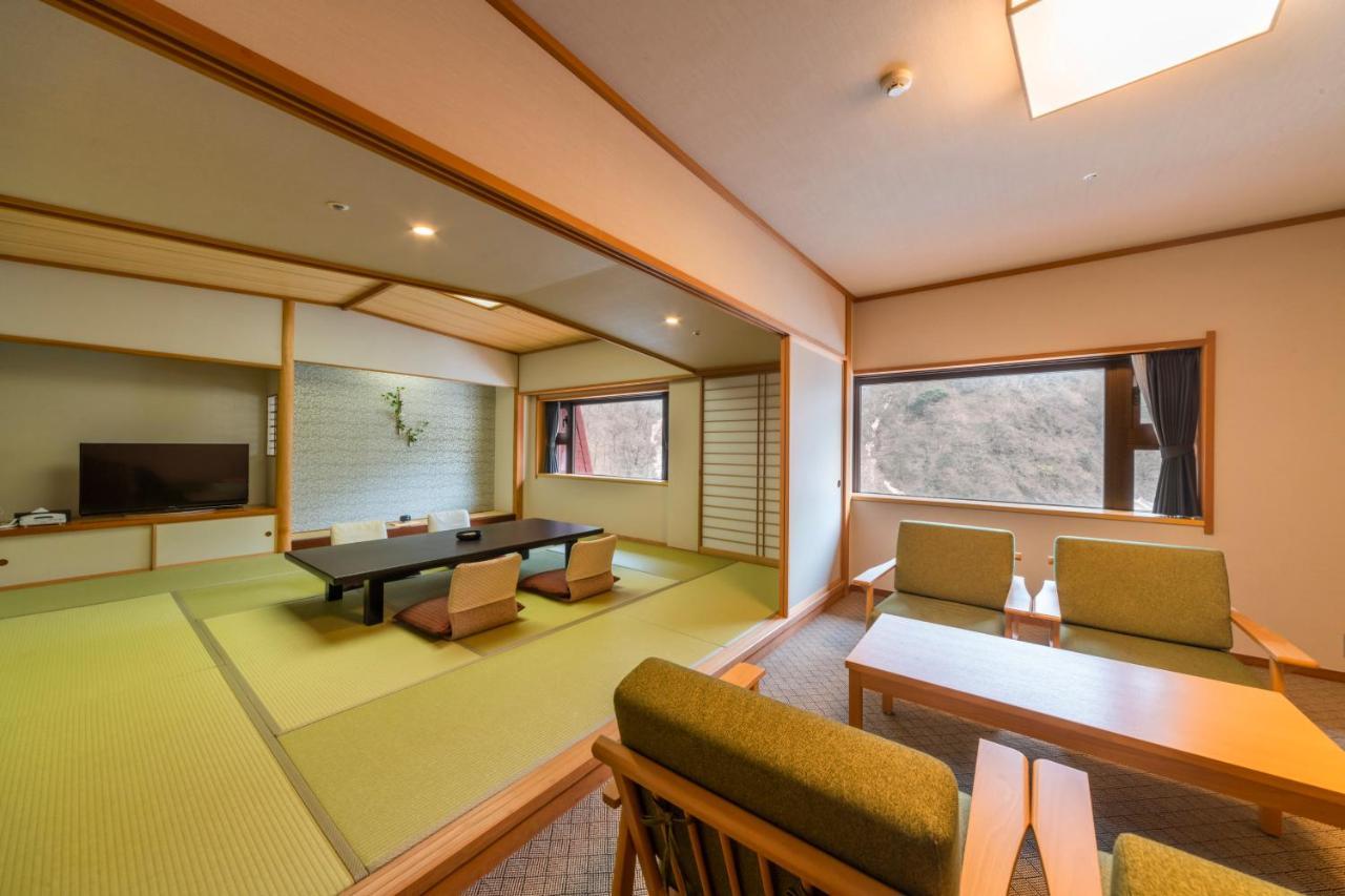 Kurobe Unazukionsen Yamanoha Exterior photo